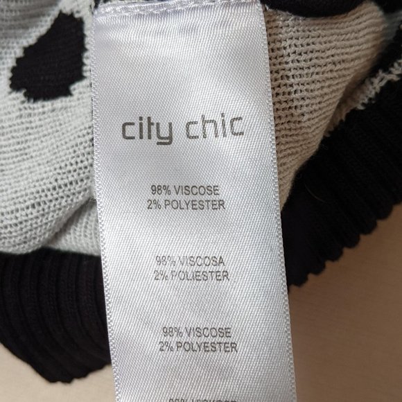 Fall! Double V-Neck Polka Dot Sweater - Picture 7 of 7